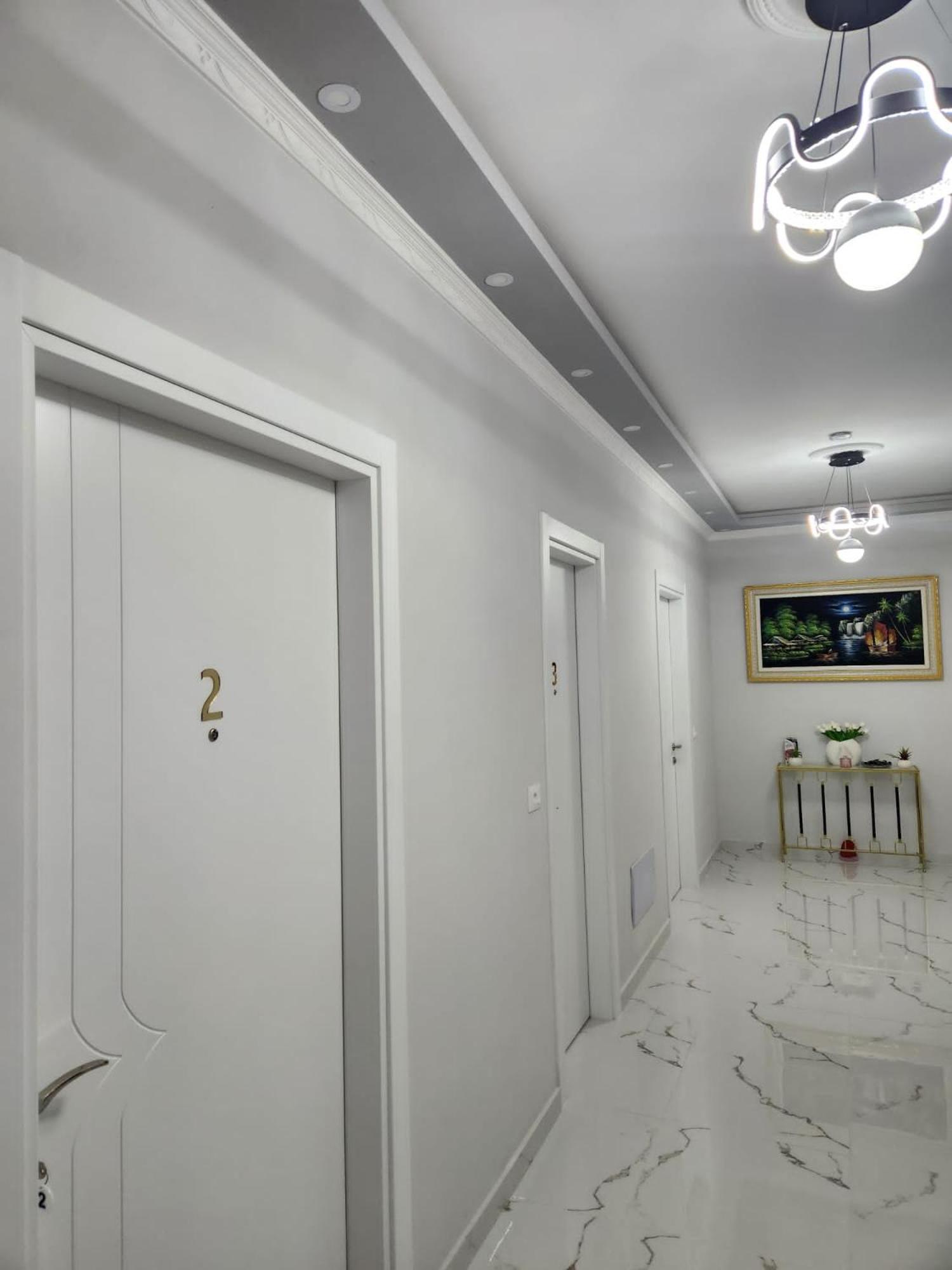 Hotel Casa Vacanze Shiroke Bagian luar foto