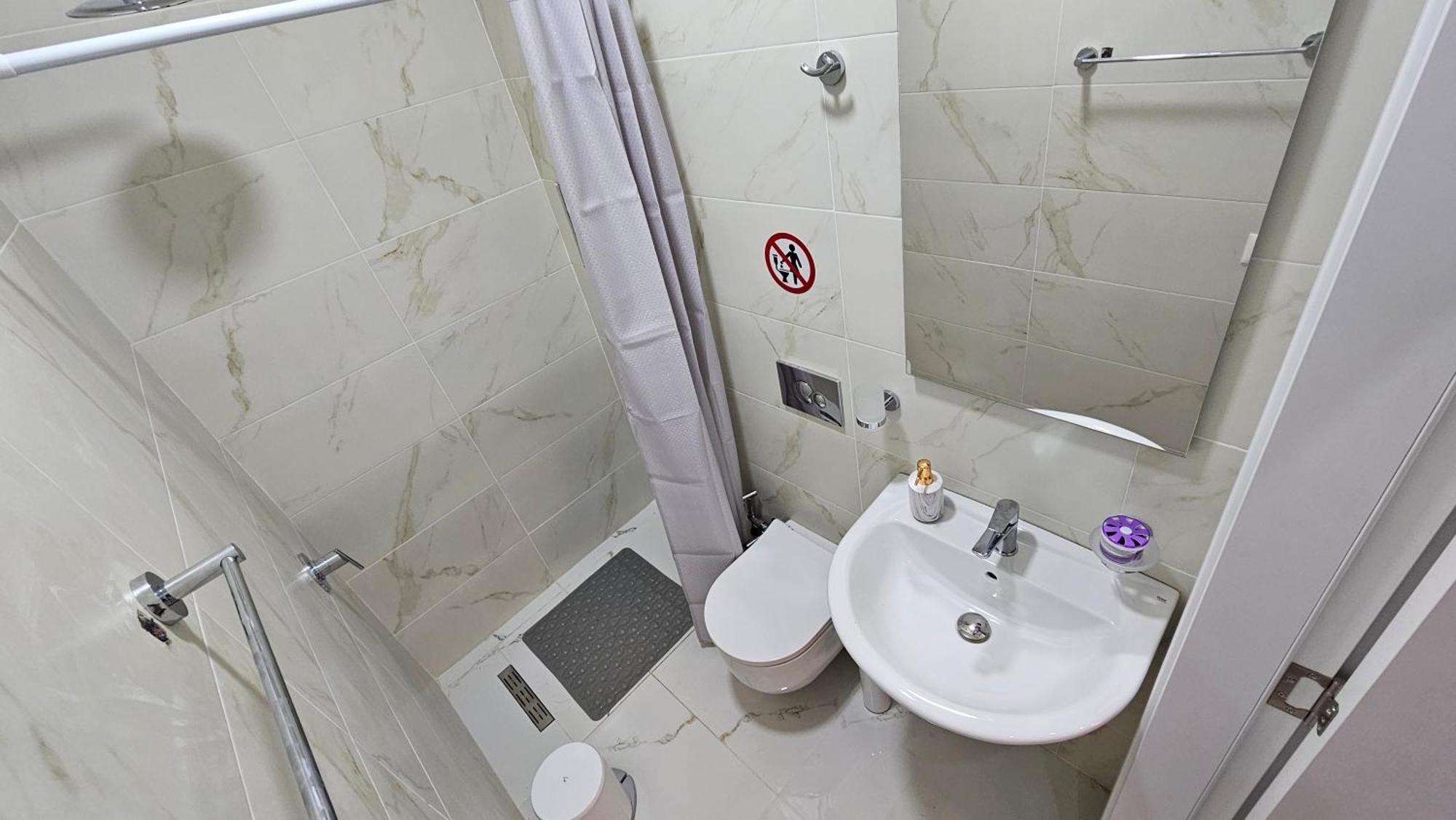 Hotel Casa Vacanze Shiroke Bagian luar foto