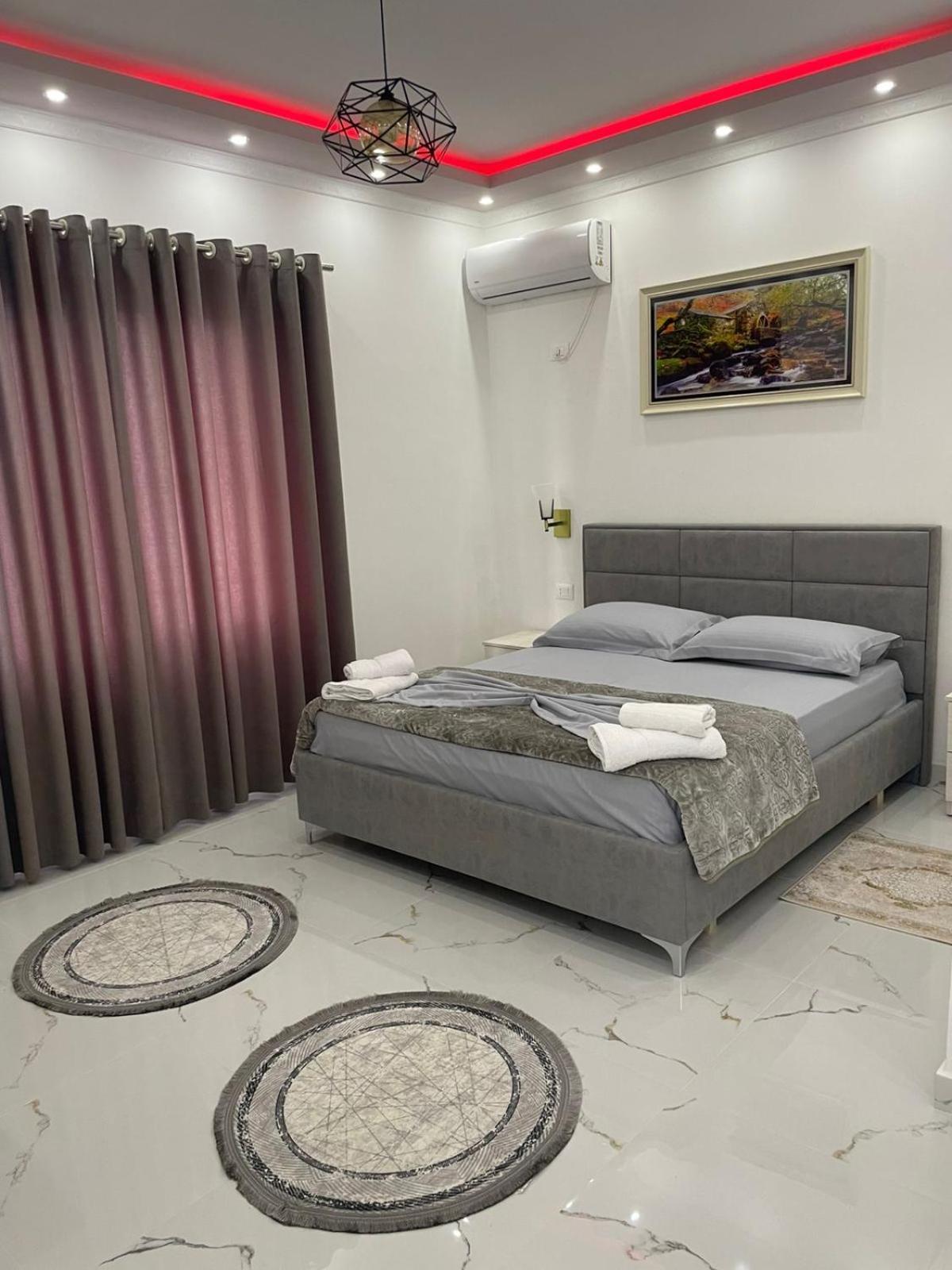 Hotel Casa Vacanze Shiroke Bagian luar foto